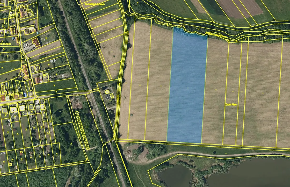 Prodej pole 18871 m²